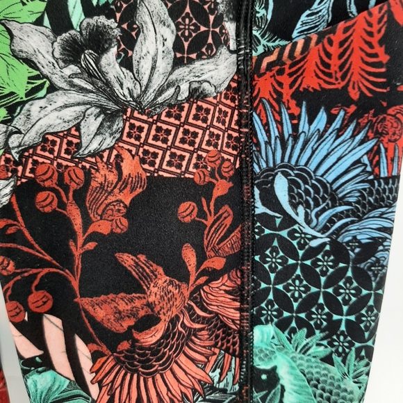 Lululemon Like New Speed Up Tight Zen Clash - Picture 8 of 9